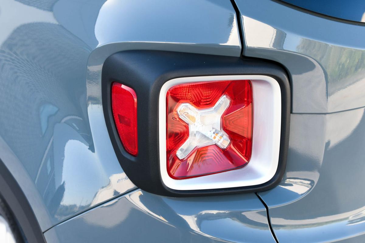 jeep-renegade-2015-diesel-1598cc