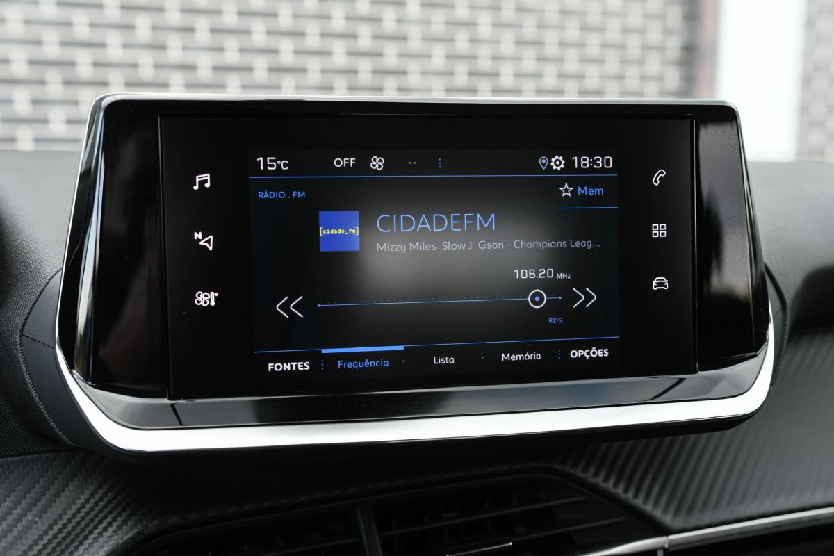 peugeot-208-2022-gasolina-1199cc