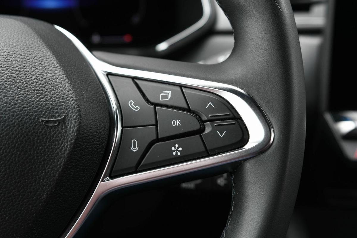 renault-captur-2024-gasolina-999cc