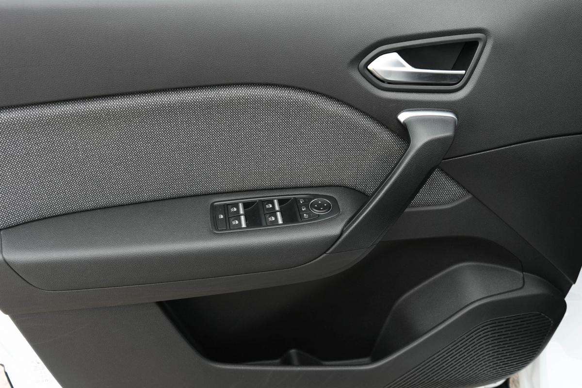 renault-captur-2024-gasolina-999cc