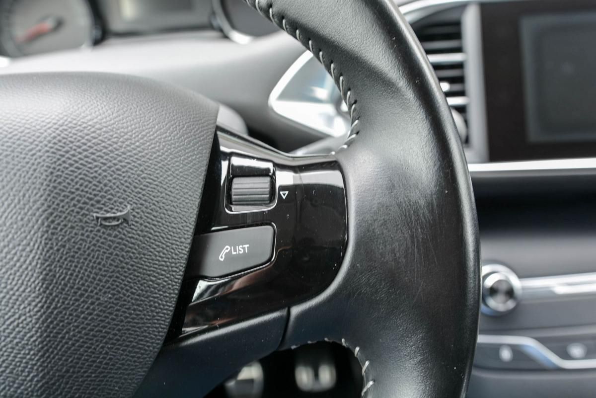 peugeot-308-2015-diesel-1560cc
