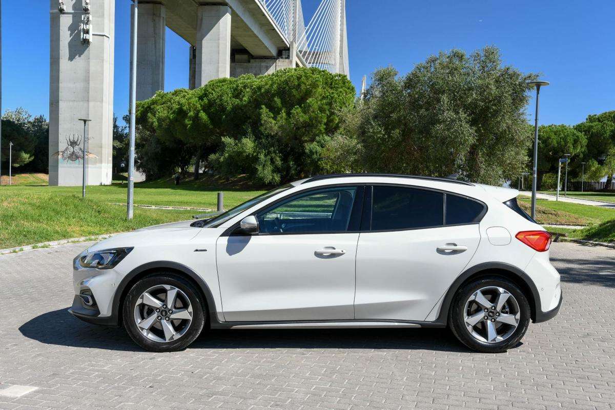 ford-focus-2020-gasolina-998cc
