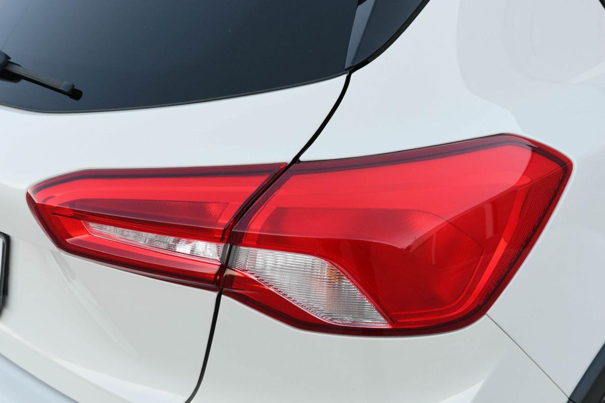 ford-focus-2020-gasolina-998cc