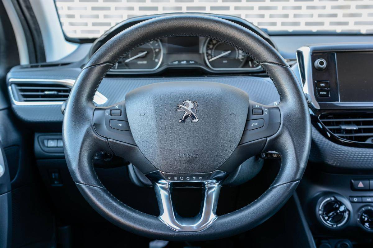 peugeot-2008-2019-diesel-1499cc