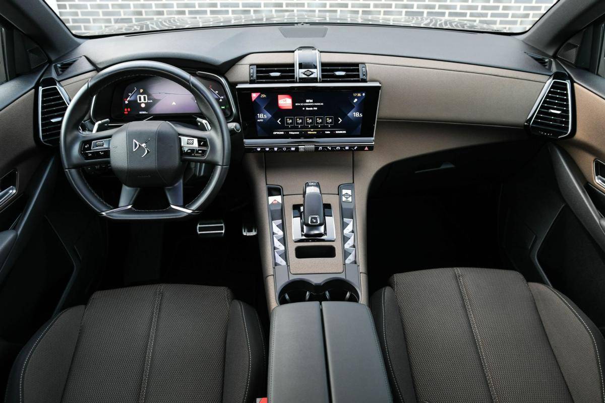 ds-ds-7-crossback-2021-diesel-1499cc