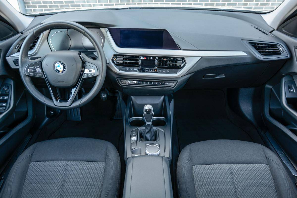 bmw-serie-1-116d-2020-diesel-1496cc