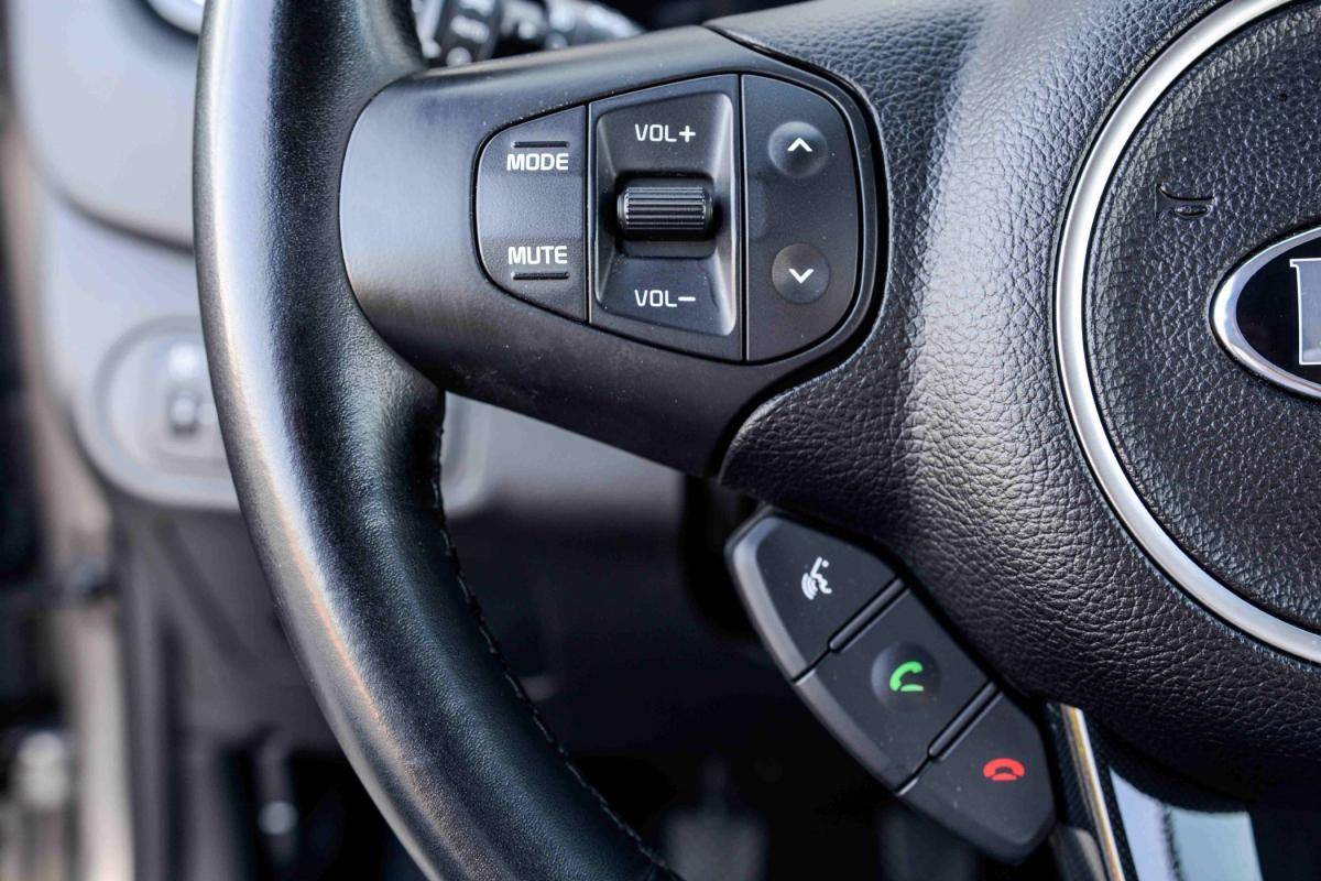 kia-carens-2015-diesel-1685cc