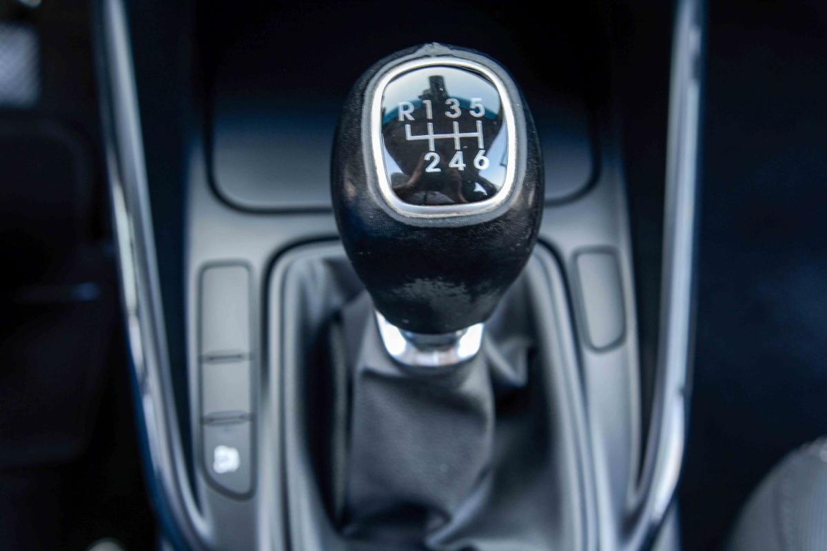 kia-carens-2015-diesel-1685cc