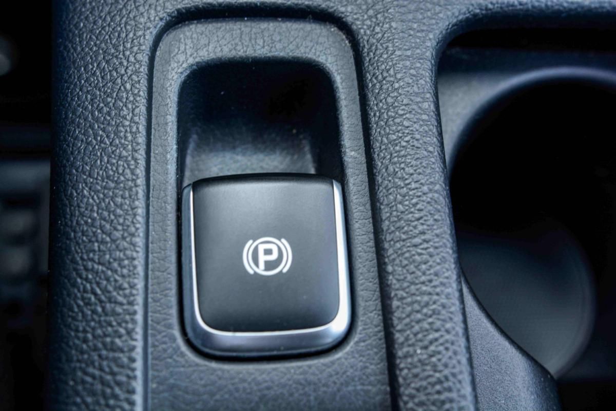 kia-carens-2015-diesel-1685cc