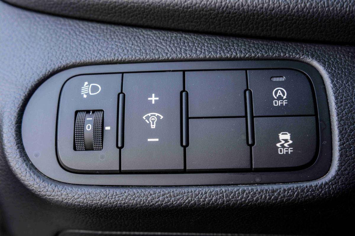 kia-carens-2015-diesel-1685cc