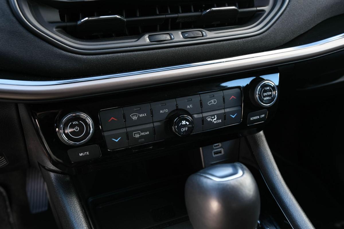 jeep-compass-2023-gasolina-1469cc