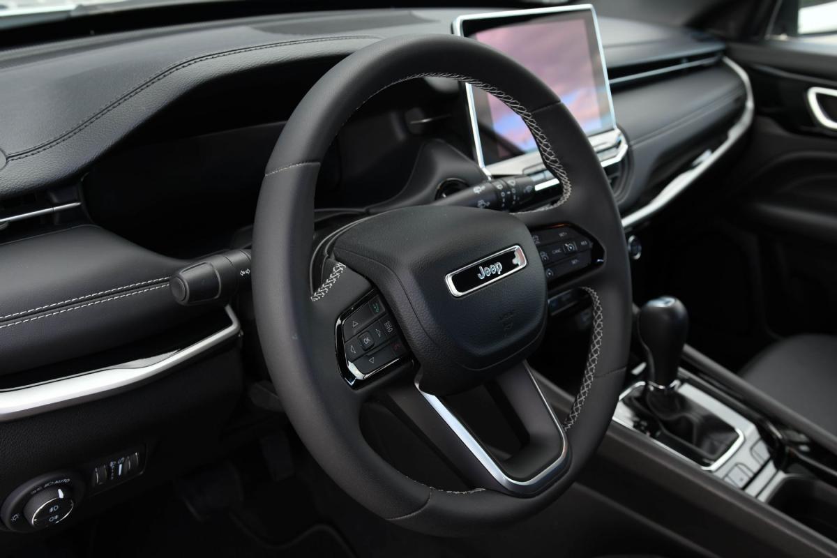 jeep-compass-2024-gasolina-1469cc