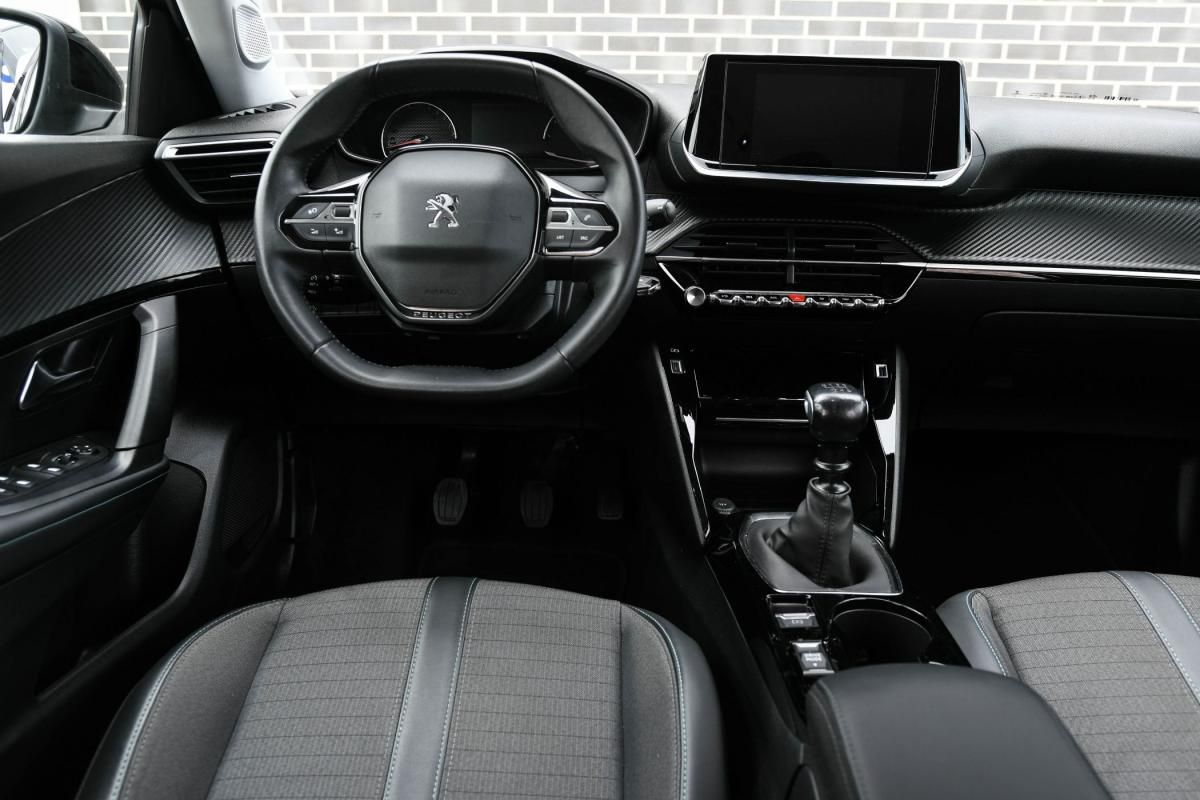 peugeot-2008-2022-gasolina-1199cc