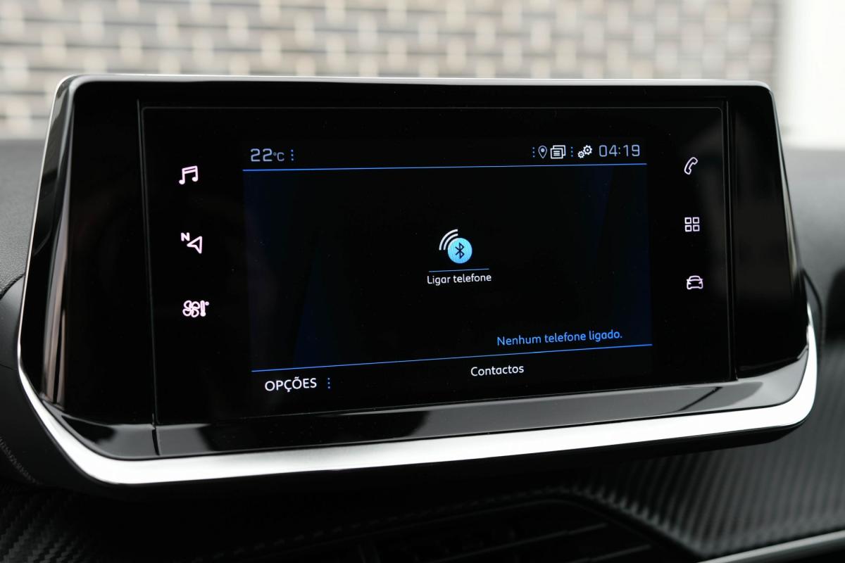 peugeot-2008-2022-gasolina-1199cc