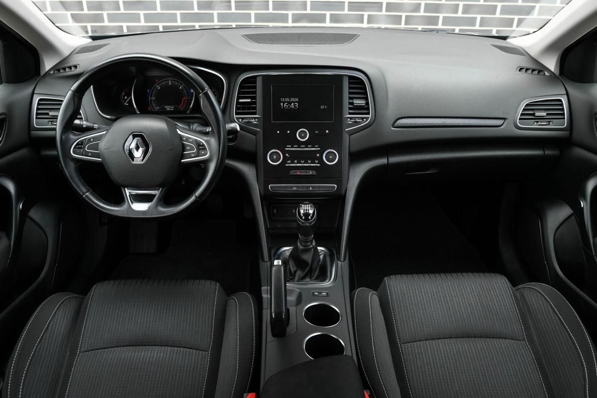 renault-megane-sport-tourer-2017-diesel-1461cc