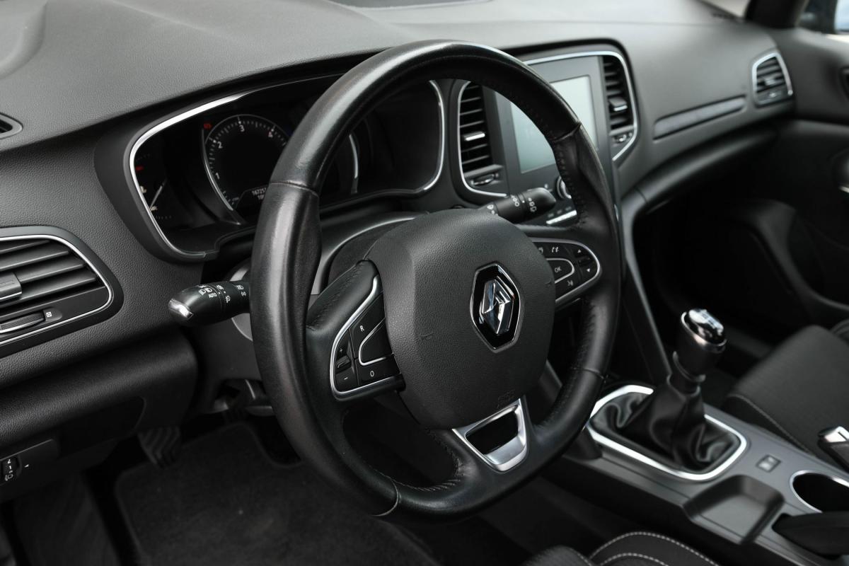 renault-megane-sport-tourer-2017-diesel-1461cc
