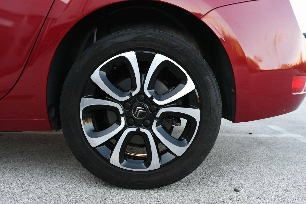 citroen-c4-2019-diesel-1499cc