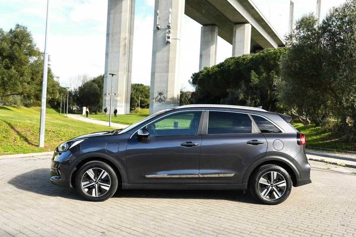 kia-niro-2021-hibrido-a-gasolina-1580cc