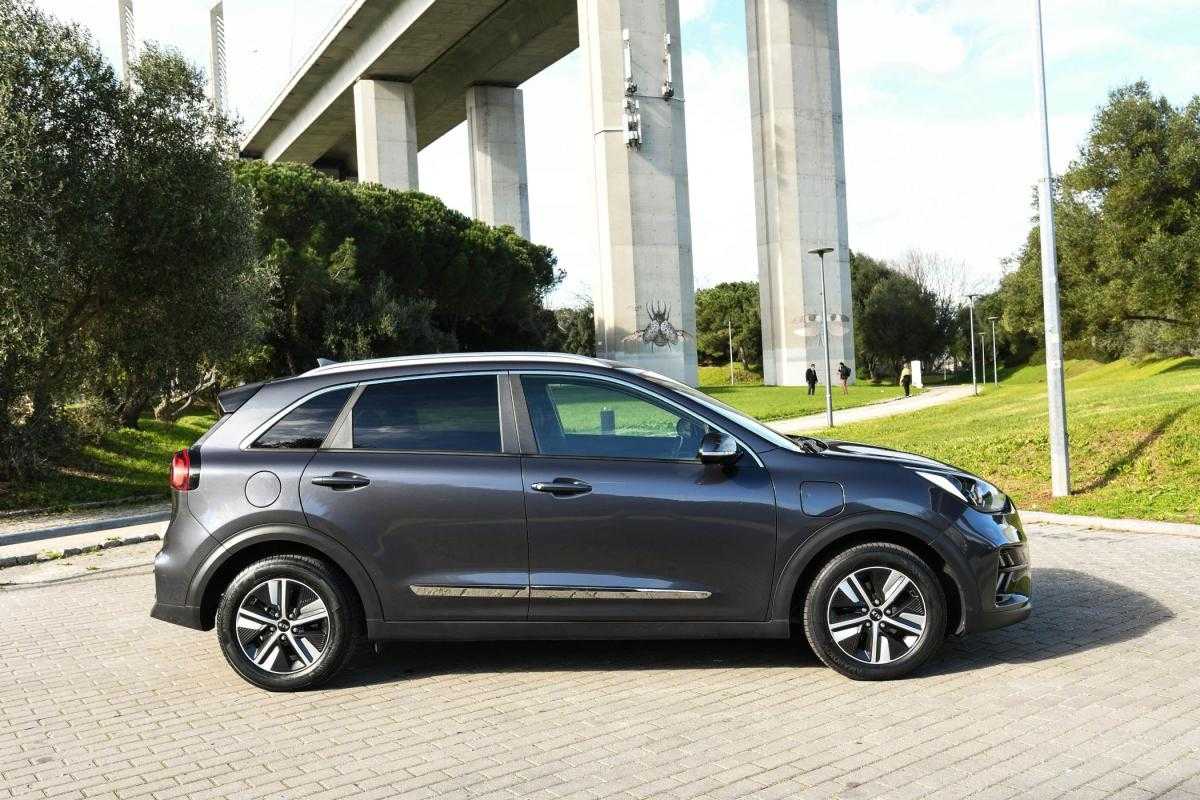 kia-niro-2021-hibrido-a-gasolina-1580cc