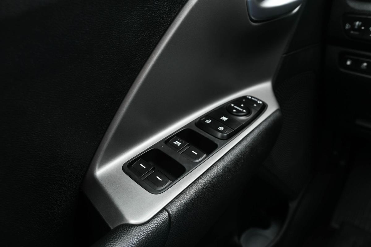 kia-niro-2021-hibrido-a-gasolina-1580cc