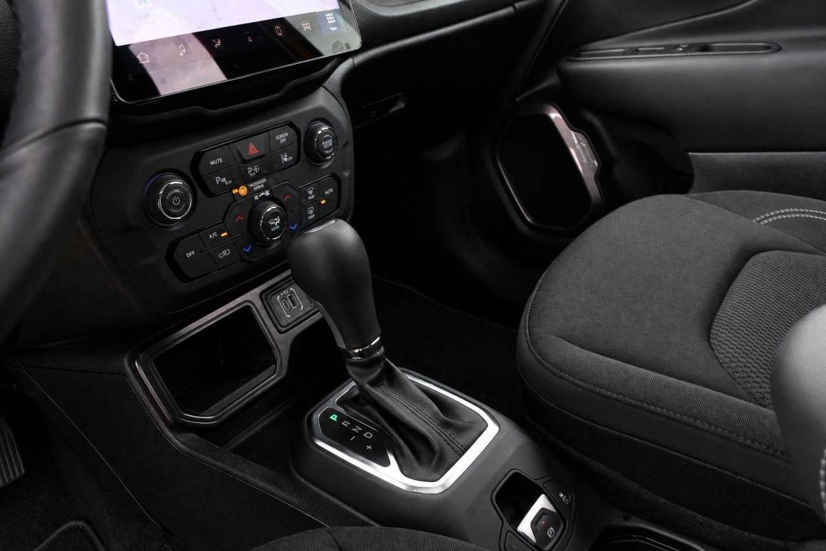 jeep-renegade-2024-gasolina-1469cc