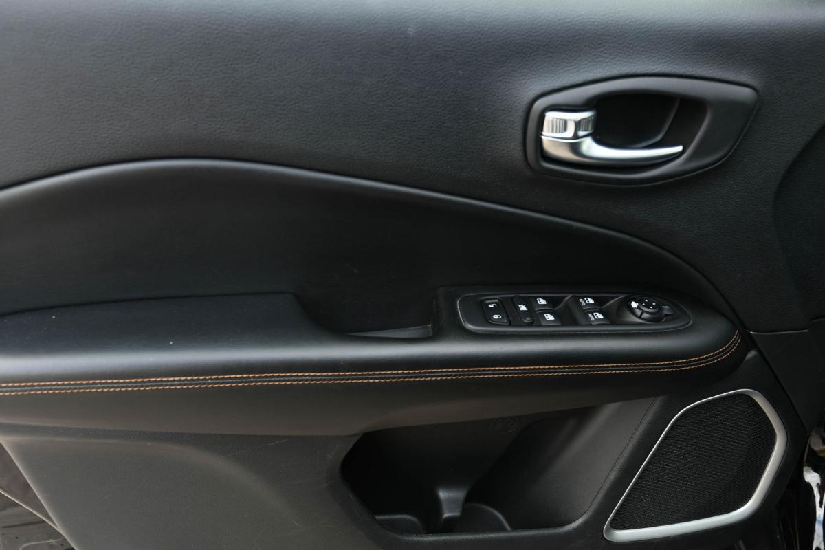 jeep-compass-2021-hibrido-a-gasolina-1332cc