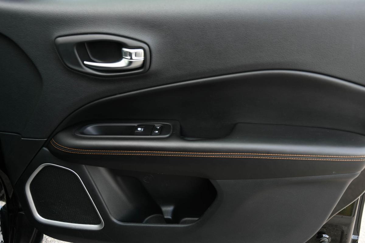 jeep-compass-2021-hibrido-a-gasolina-1332cc