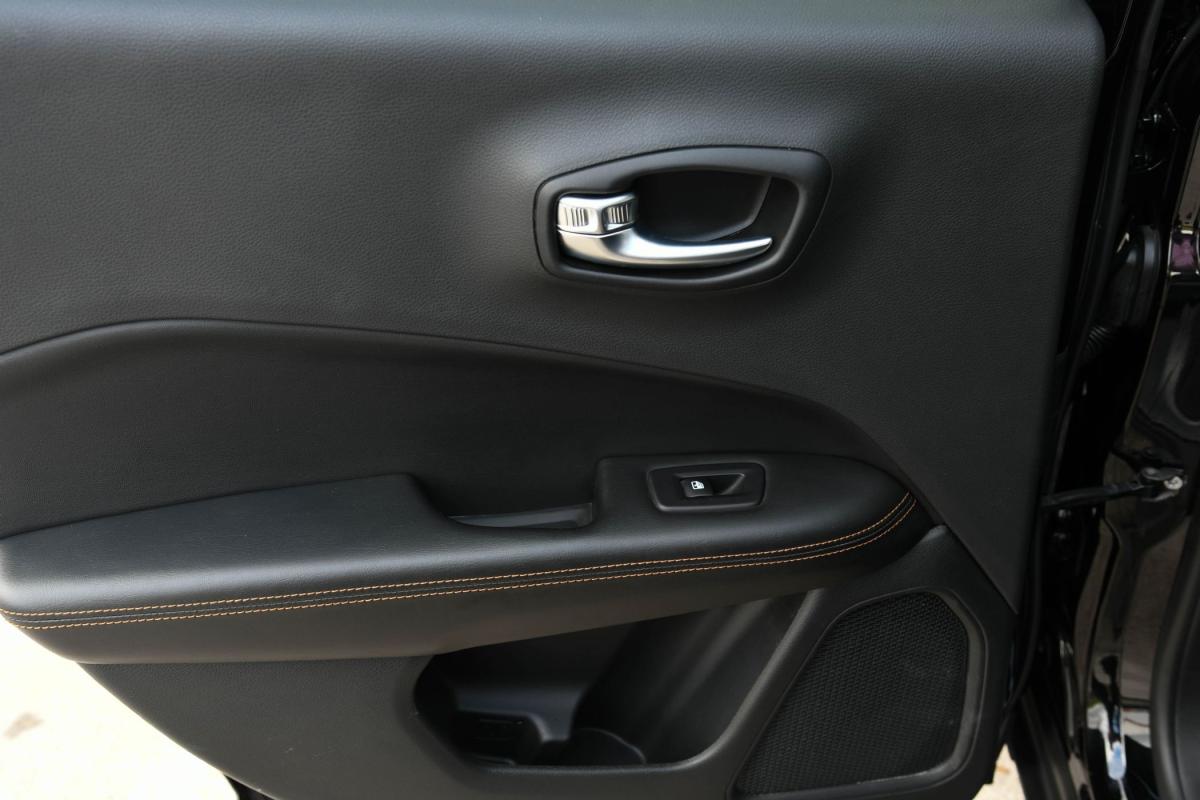 jeep-compass-2021-hibrido-a-gasolina-1332cc