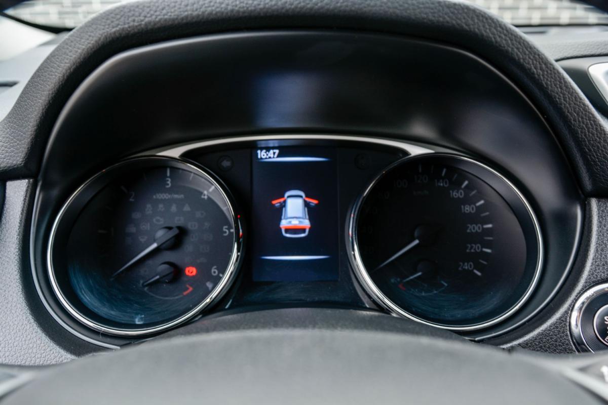 nissan-x-trail-2016-diesel-1598cc