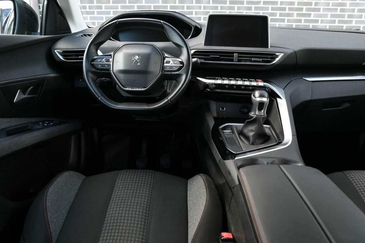 peugeot-3008-2019-diesel-1499cc