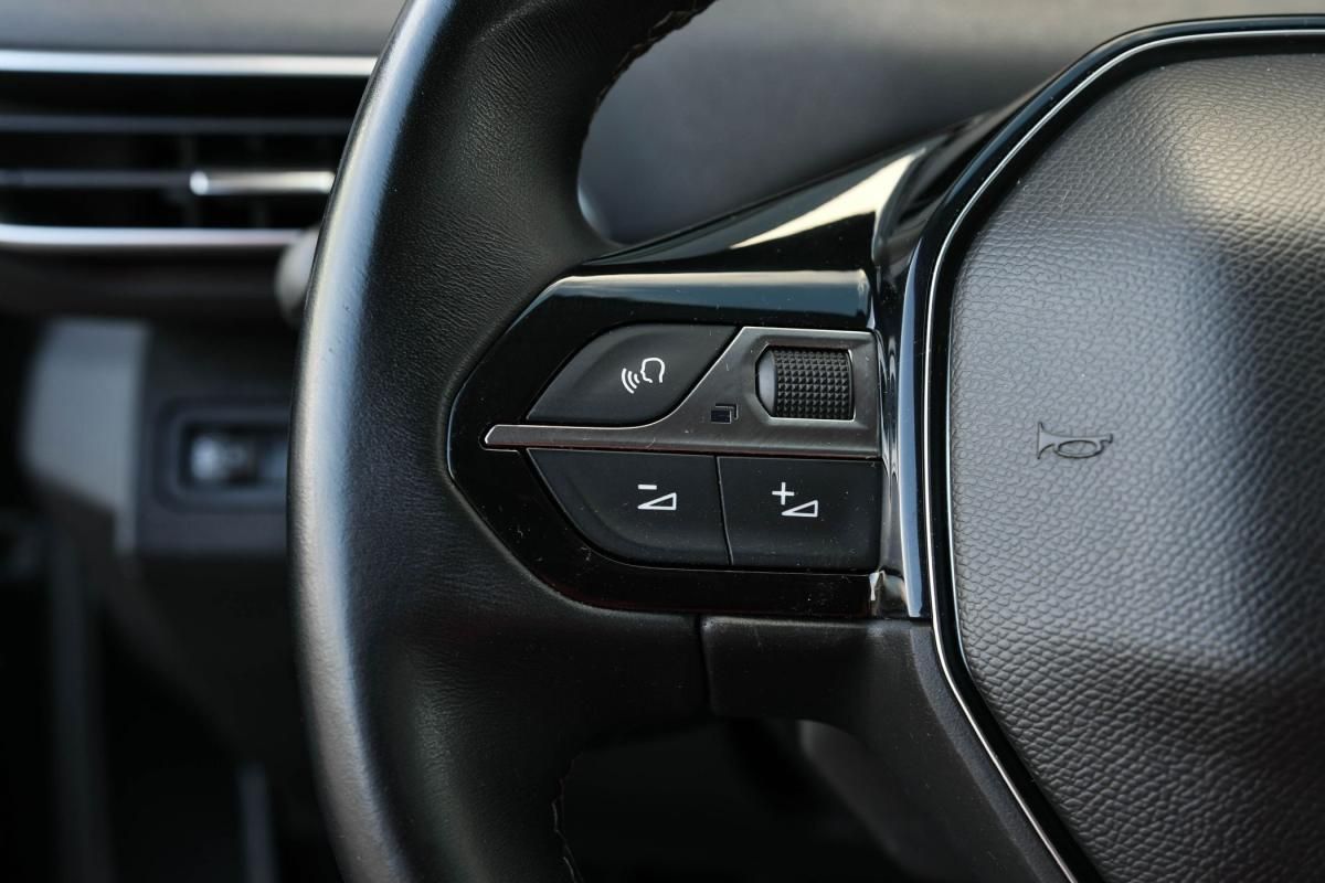 peugeot-3008-2019-diesel-1499cc