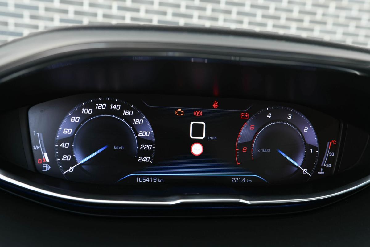 peugeot-3008-2019-diesel-1499cc