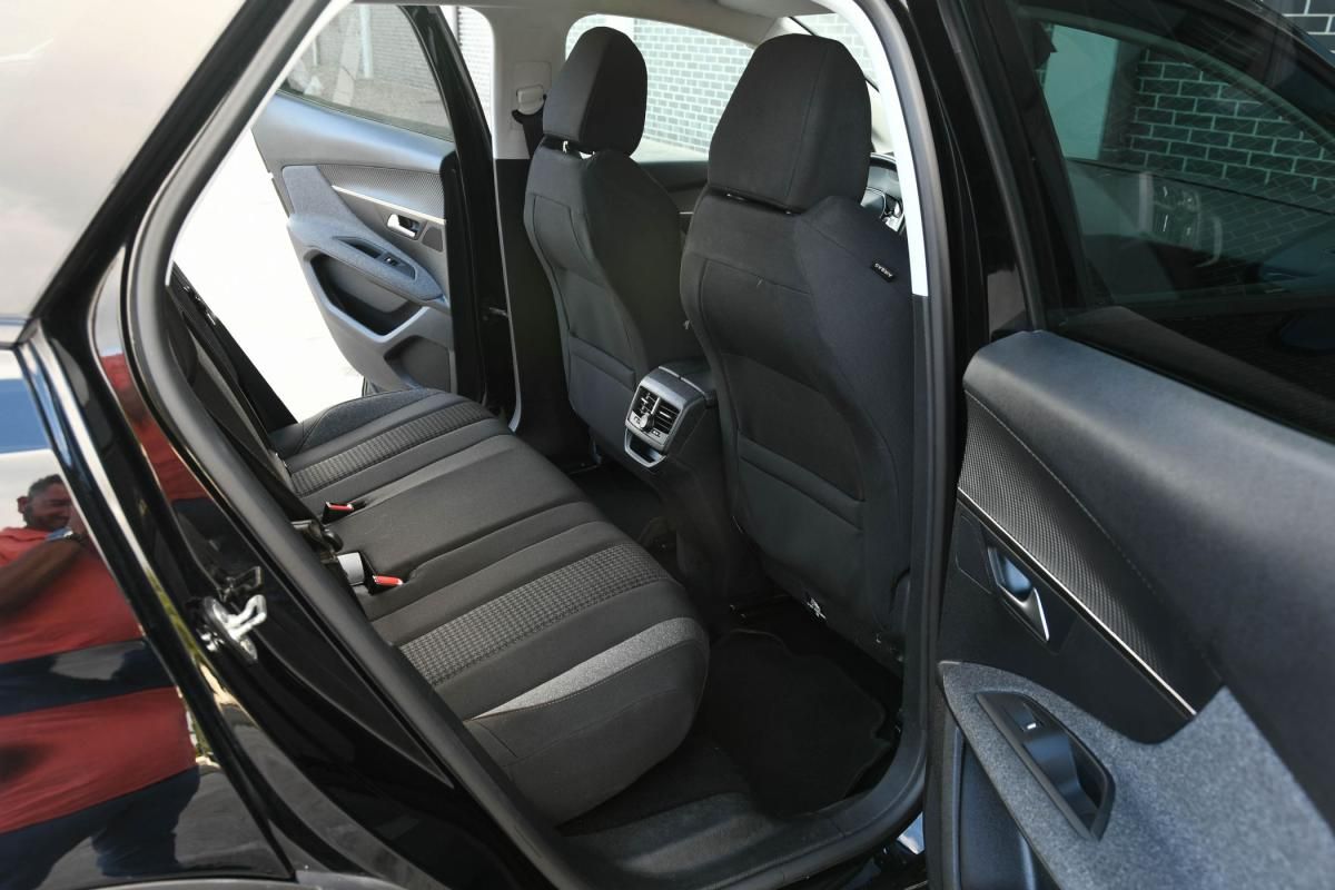 peugeot-3008-2019-diesel-1499cc