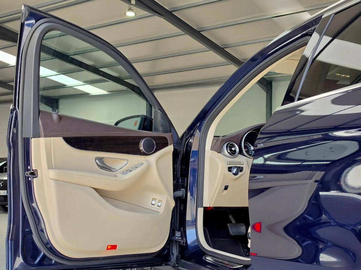 mercedes-benz-glc-300-e-4matic-2022-hibrido-a-gasolina-1991cc