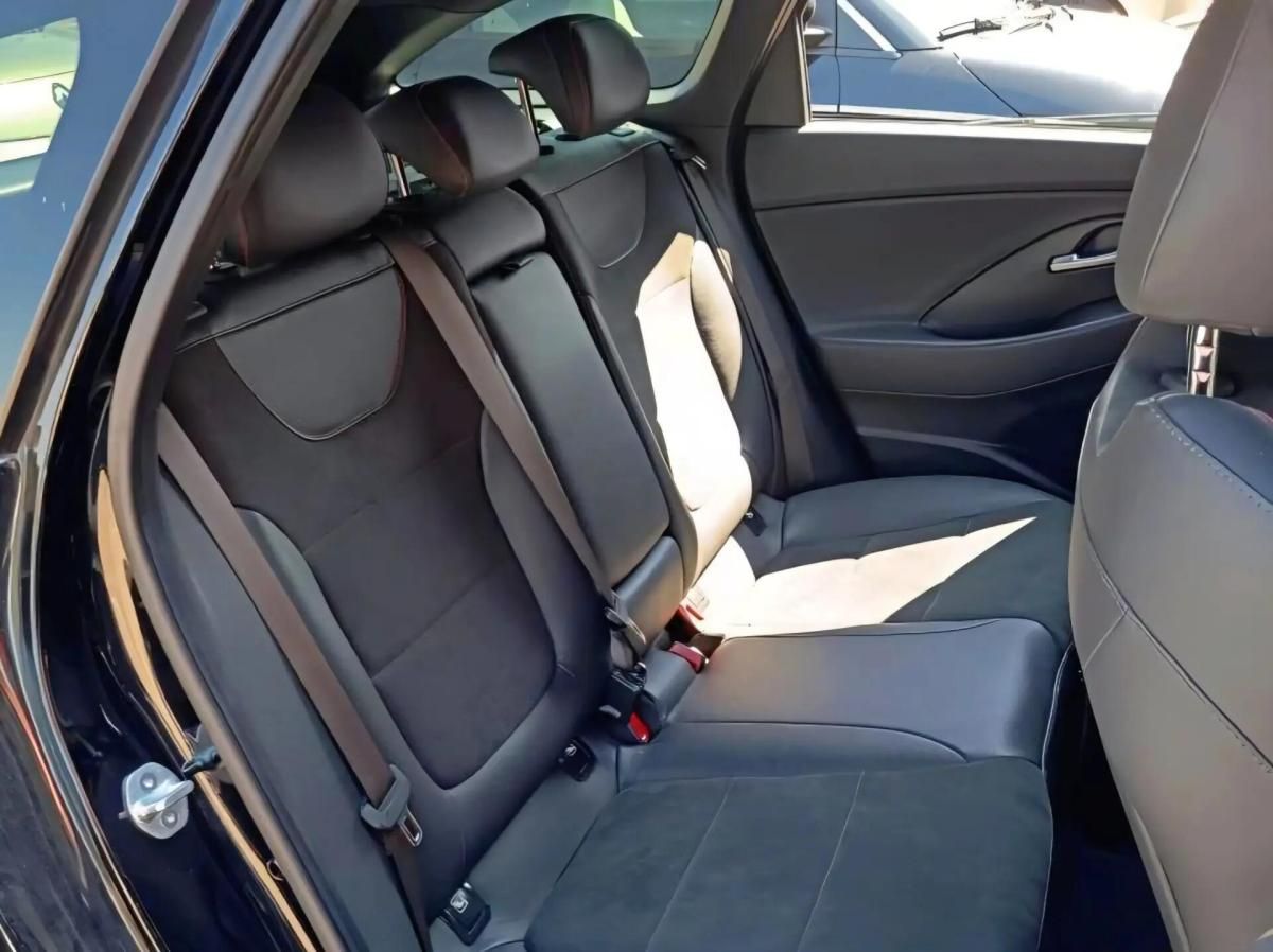 hyundai-i30-sw-2023-gasolina-998cc