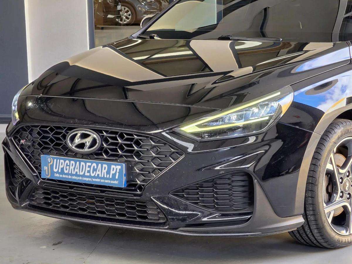 hyundai-i30-sw-2023-gasolina-998cc