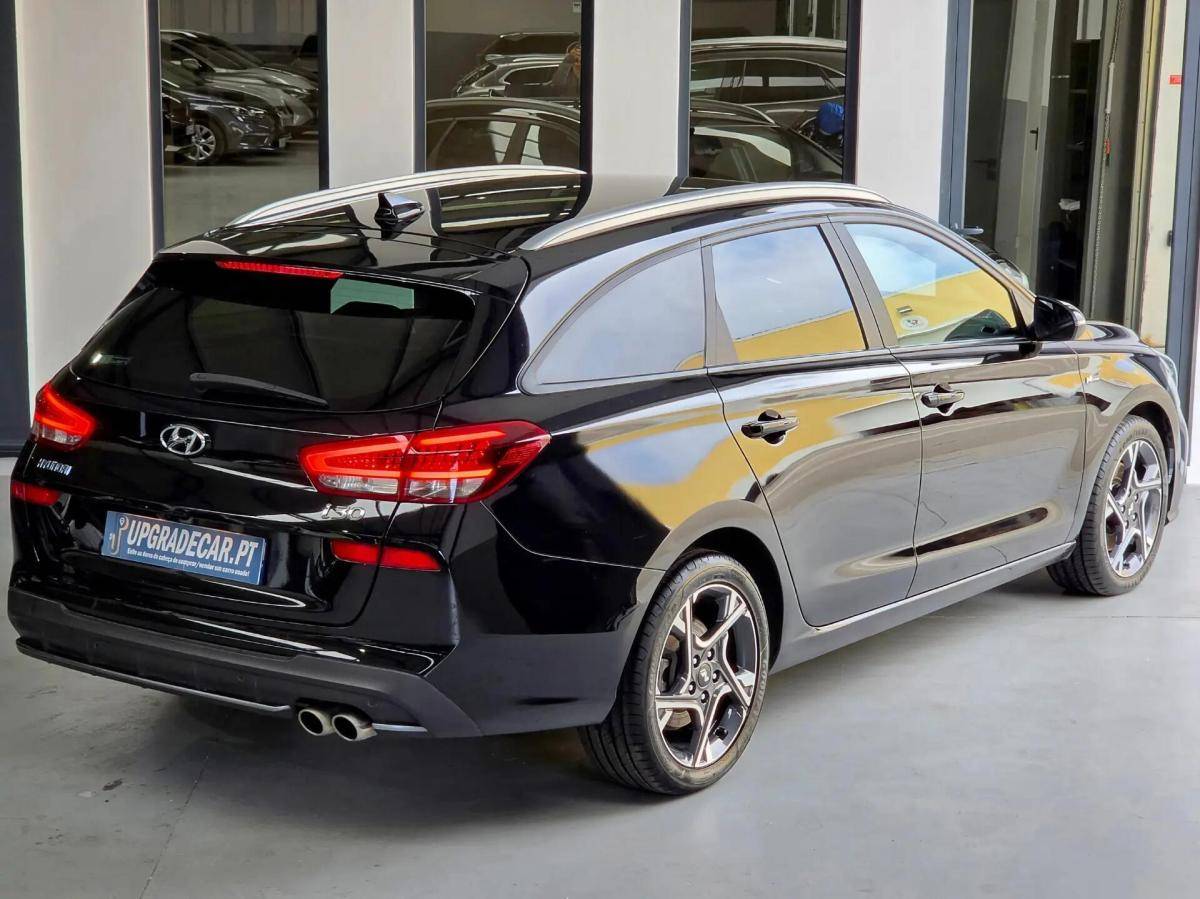 hyundai-i30-sw-2023-gasolina-998cc