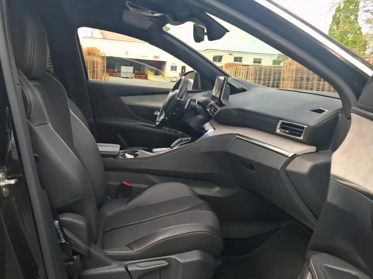 peugeot-3008-2022-hibrido-a-gasolina-1598cc