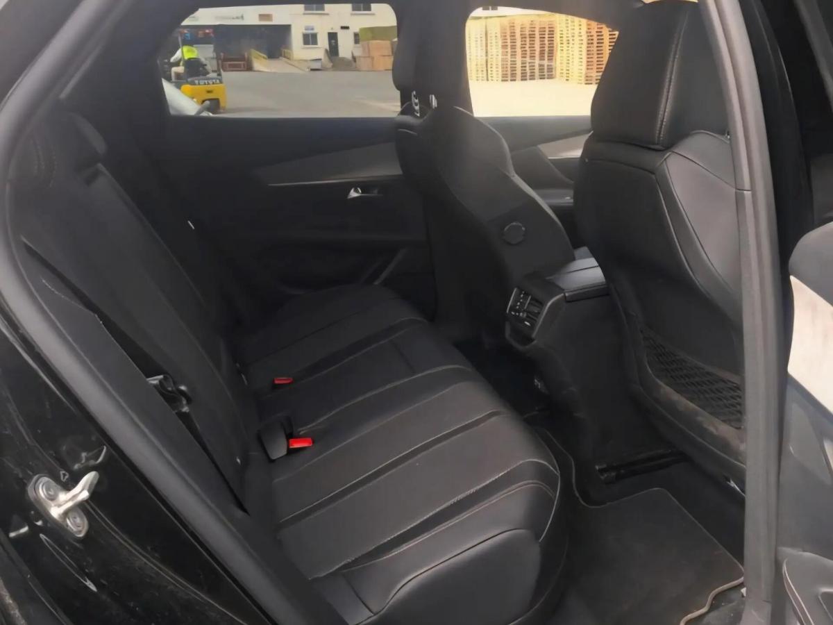 peugeot-3008-2022-hibrido-a-gasolina-1598cc