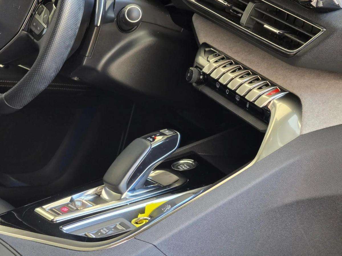peugeot-3008-2022-hibrido-a-gasolina-1598cc