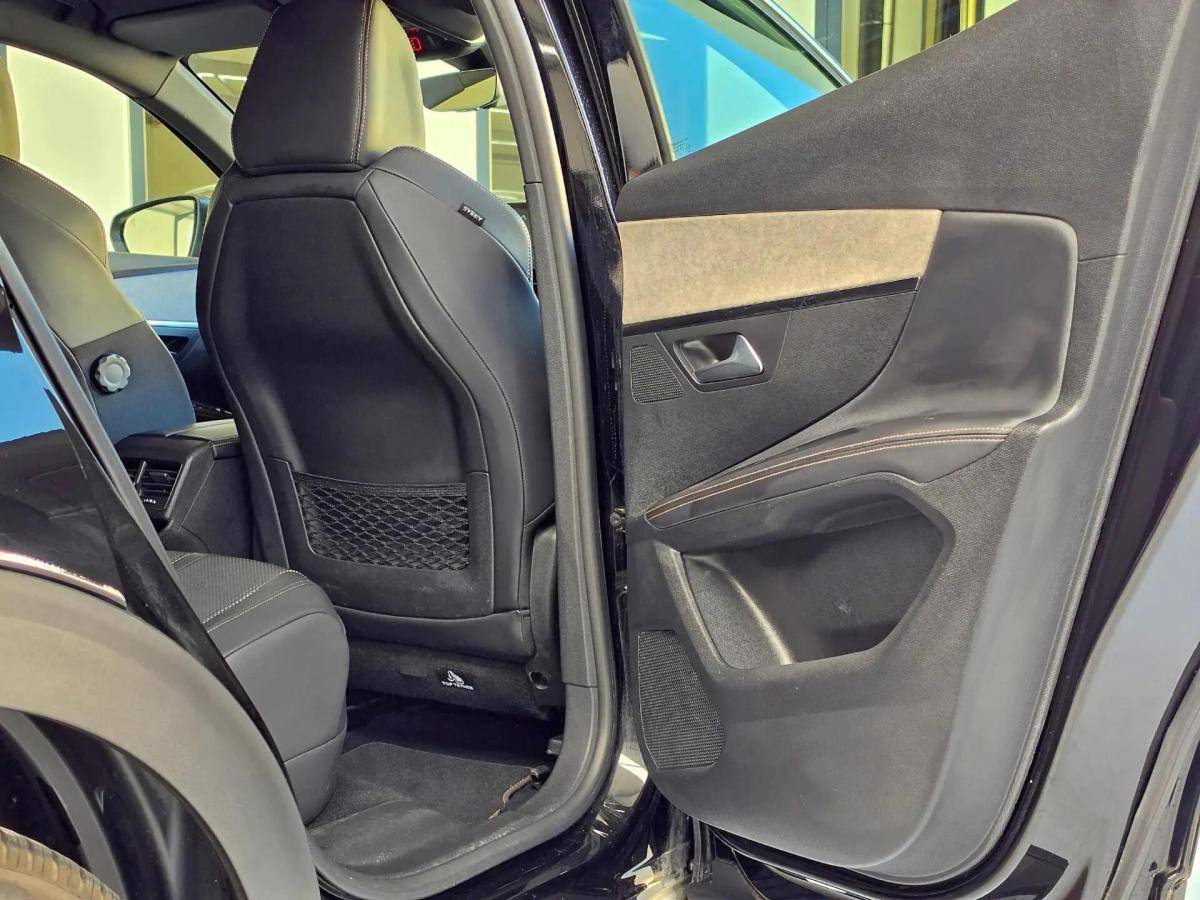 peugeot-3008-2022-hibrido-a-gasolina-1598cc