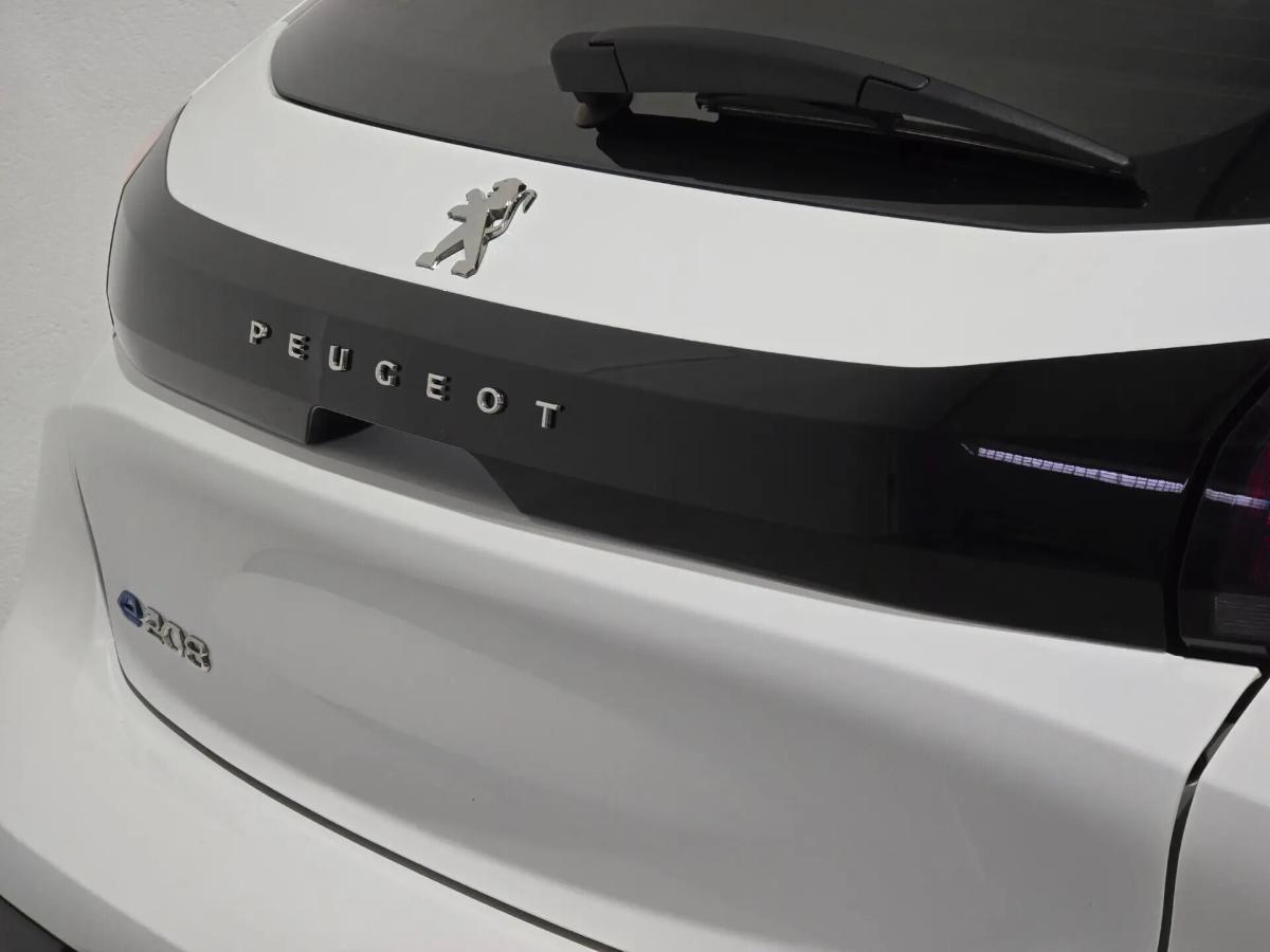 peugeot-e-208-2023-eletrico-0cc