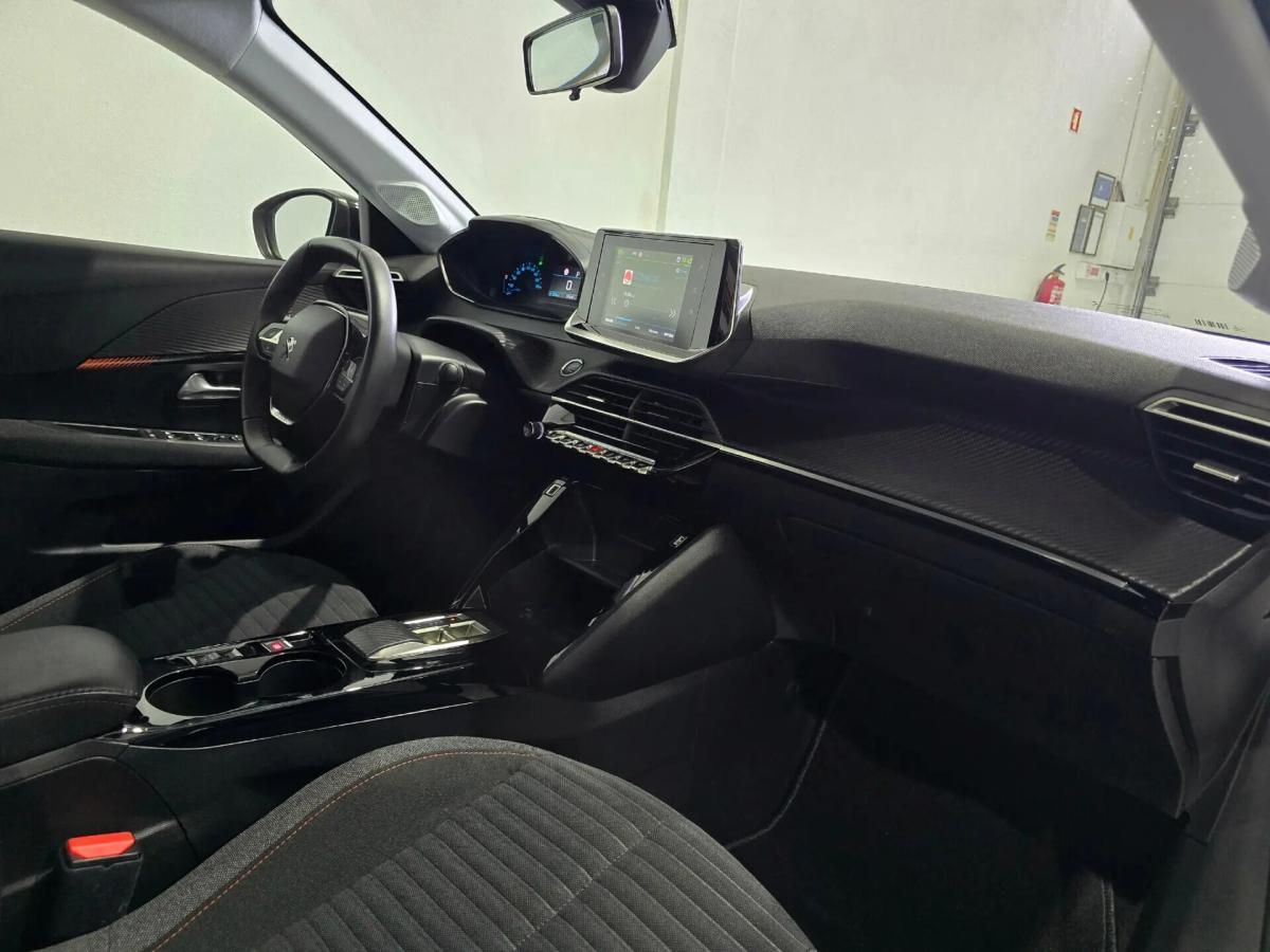 peugeot-e-208-2023-eletrico-0cc