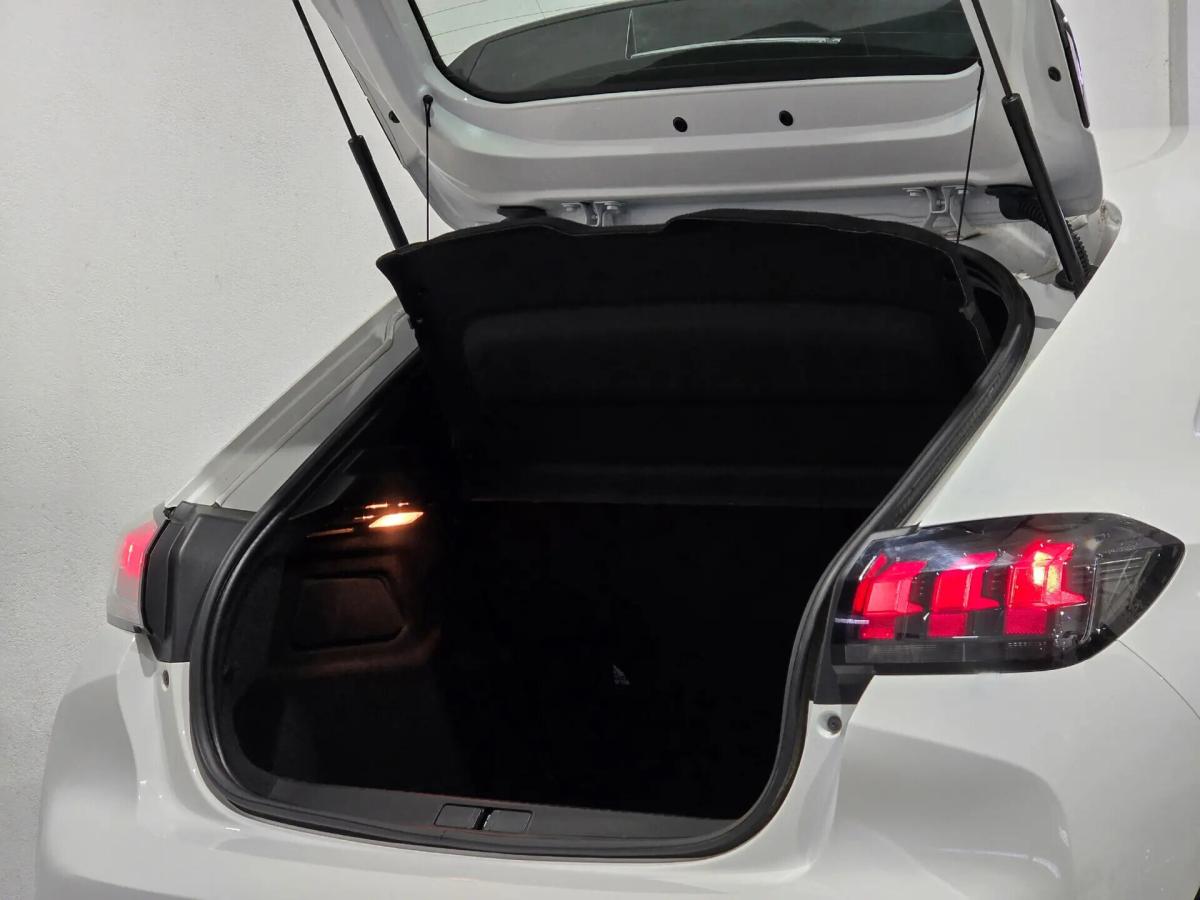 peugeot-e-208-2023-eletrico-0cc