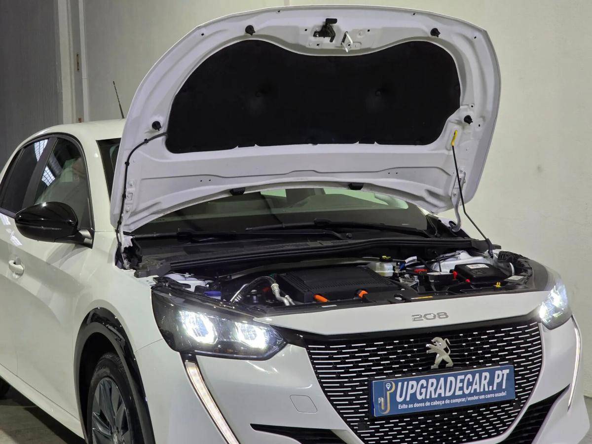 peugeot-e-208-2023-eletrico-0cc