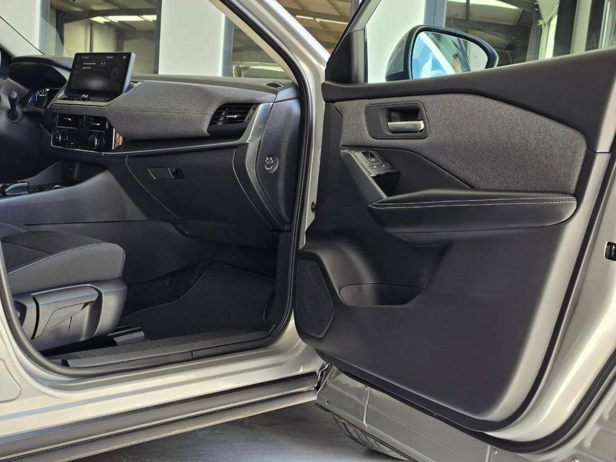 nissan-qashqai-2025-hibrido-a-gasolina-1497cc