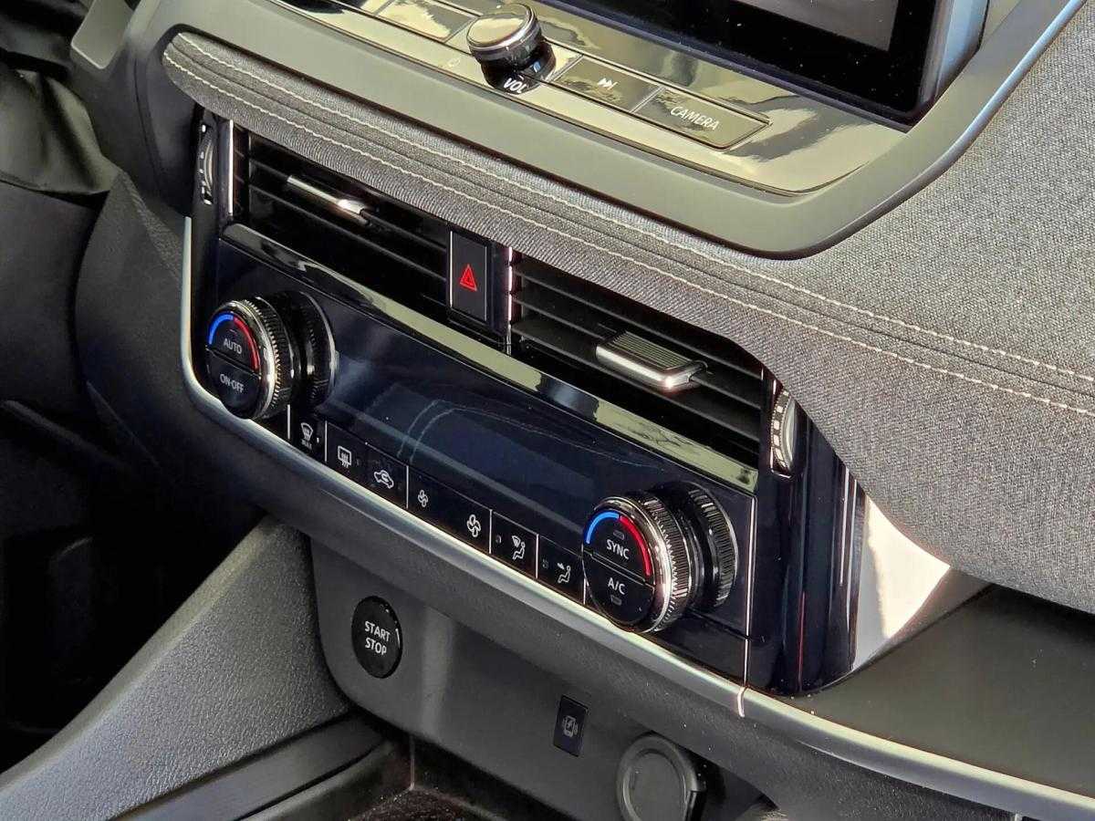 nissan-qashqai-2025-hibrido-a-gasolina-1497cc