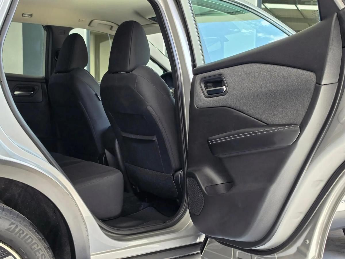 nissan-qashqai-2025-hibrido-a-gasolina-1497cc