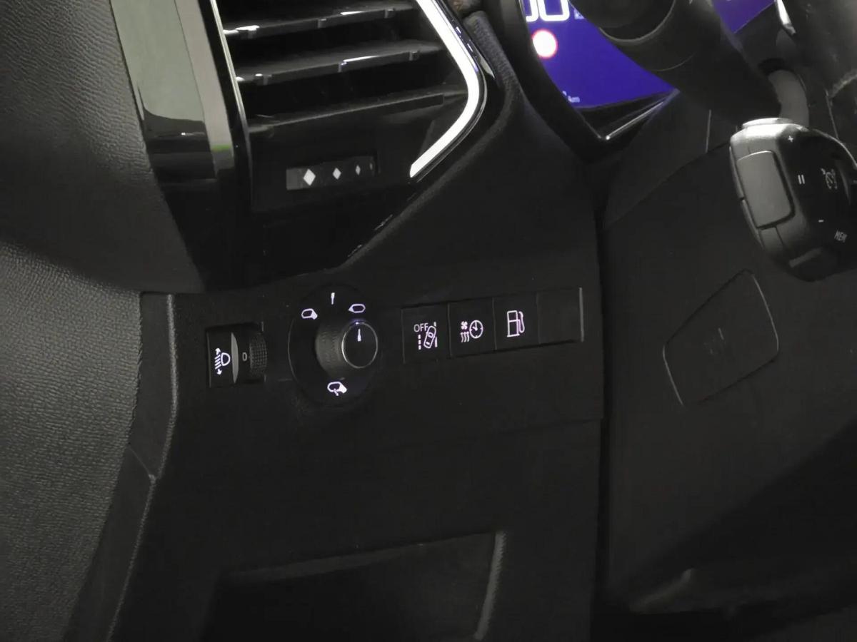 ds-ds-7-crossback-2022-hibrido-a-gasolina-1598cc