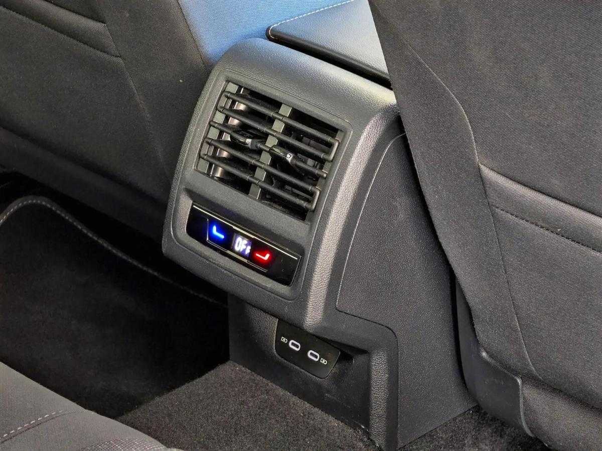 volkswagen-golf-variant-2023-gasolina-999cc